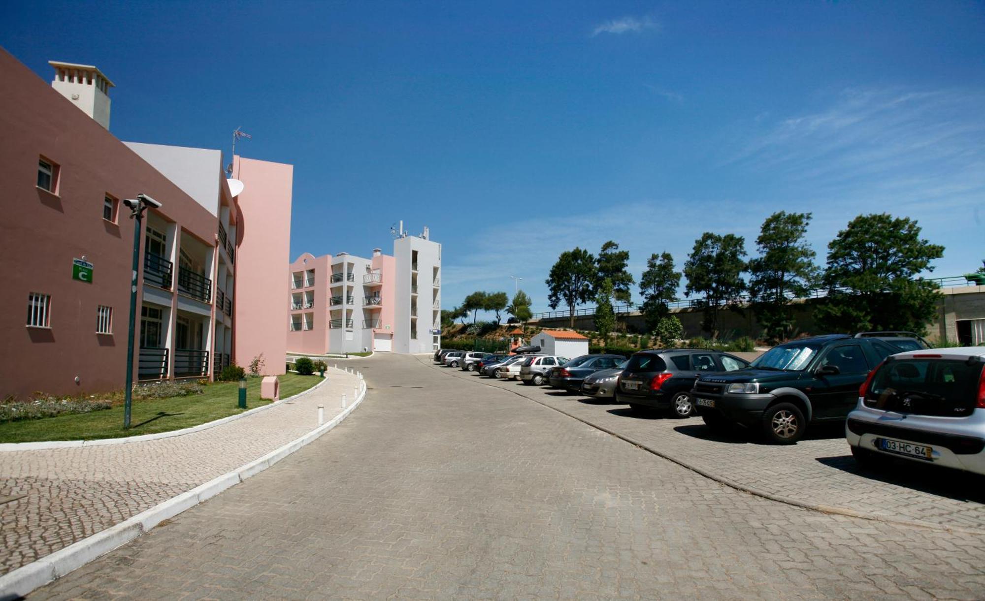 Apartamentos Coral Do Vau Portimão Exterior foto