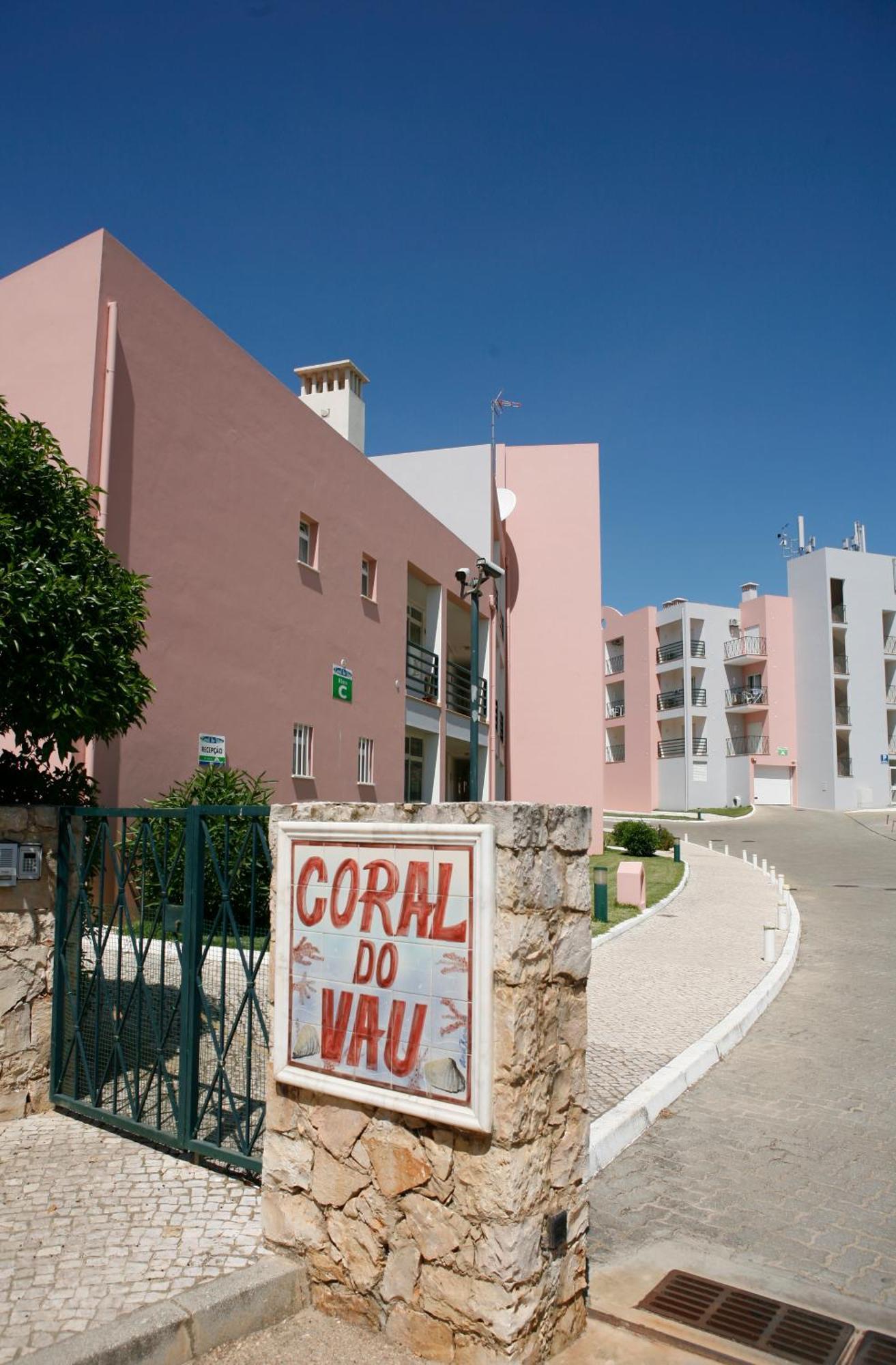Apartamentos Coral Do Vau Portimão Exterior foto